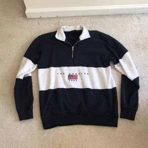 Brandy Melville sweatshirt